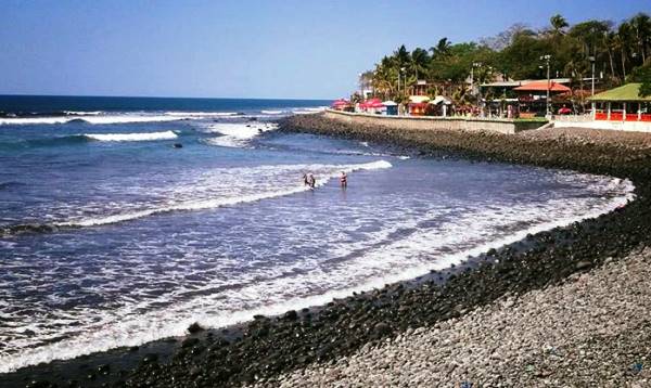 Playa La Paz, El Salvador